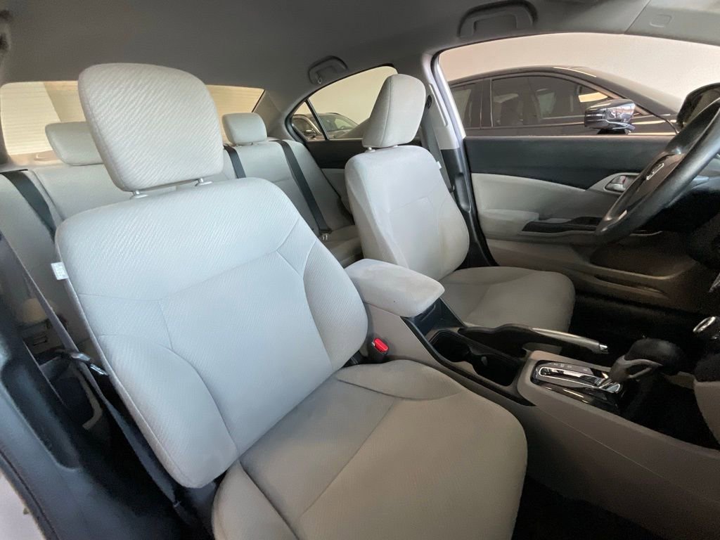 Used 2013 Honda Civic LX image 17