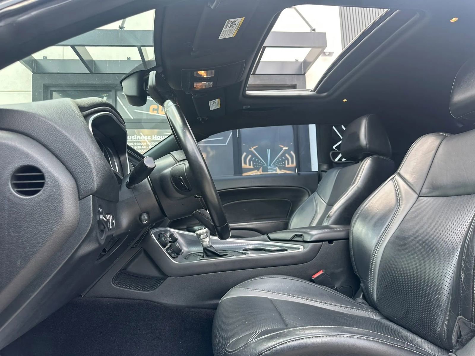 Used 2018 Dodge Challenger SXT Plus RWD image 9