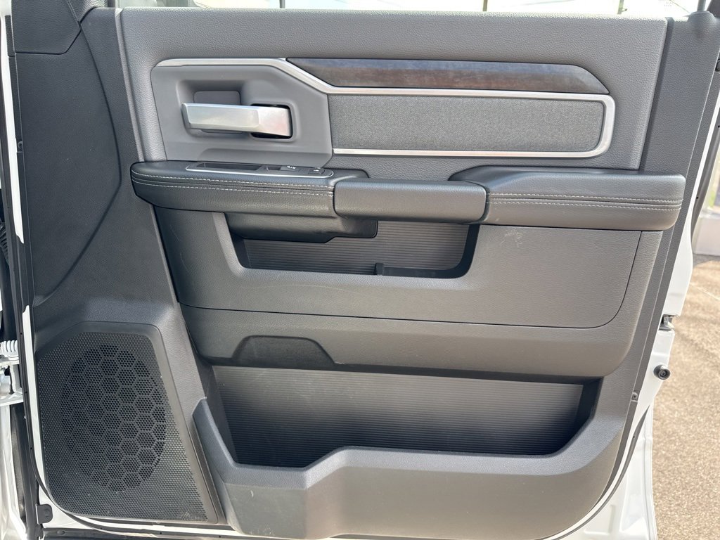 Used 2023 RAM 2500 Big Horn w/ Level 1 Equipment Group image 25