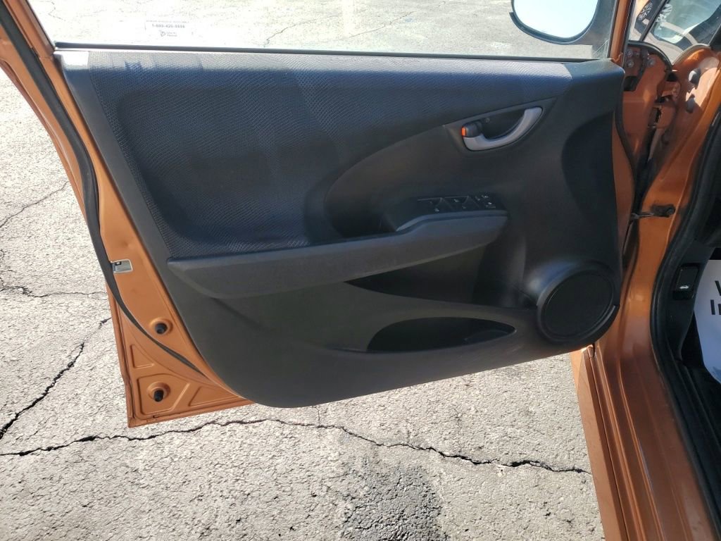 Used 2010 Honda Fit Sport image 8