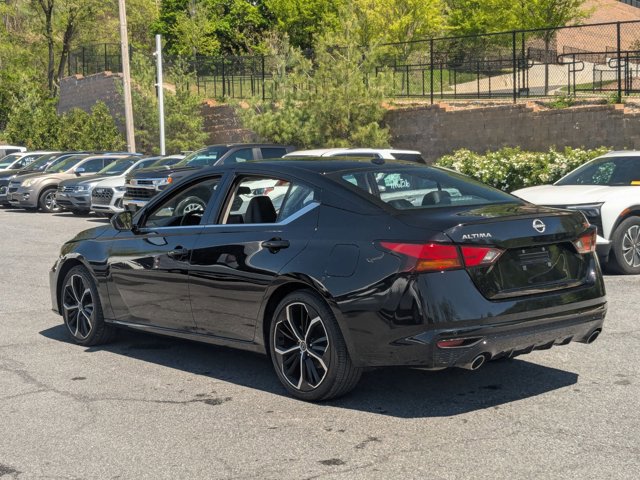 Used 2024 Nissan Altima 2.5 SR FWD image 8
