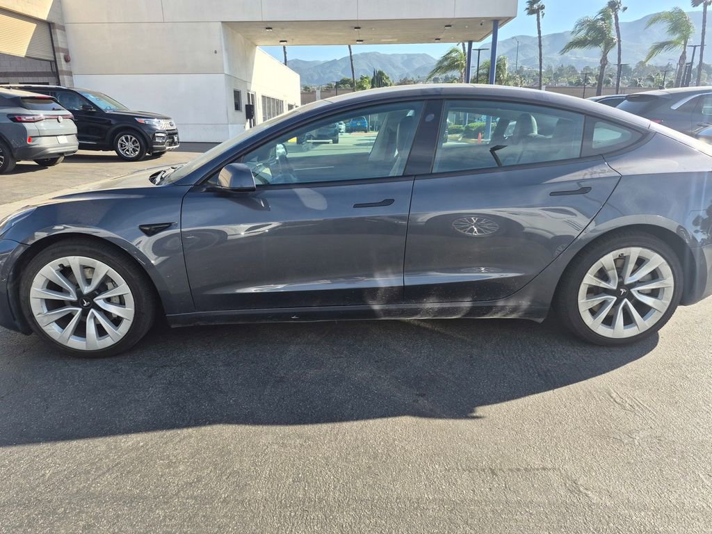 Used 2022 Tesla Model 3 image 3