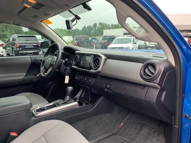 Used 2017 Toyota Tacoma SR5 w/ Tow Package RWD image 15