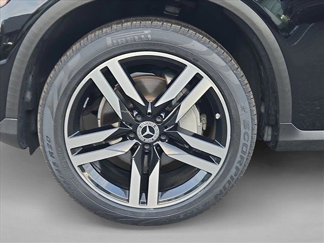 Used 2021 Mercedes-Benz GLC 300 image 25