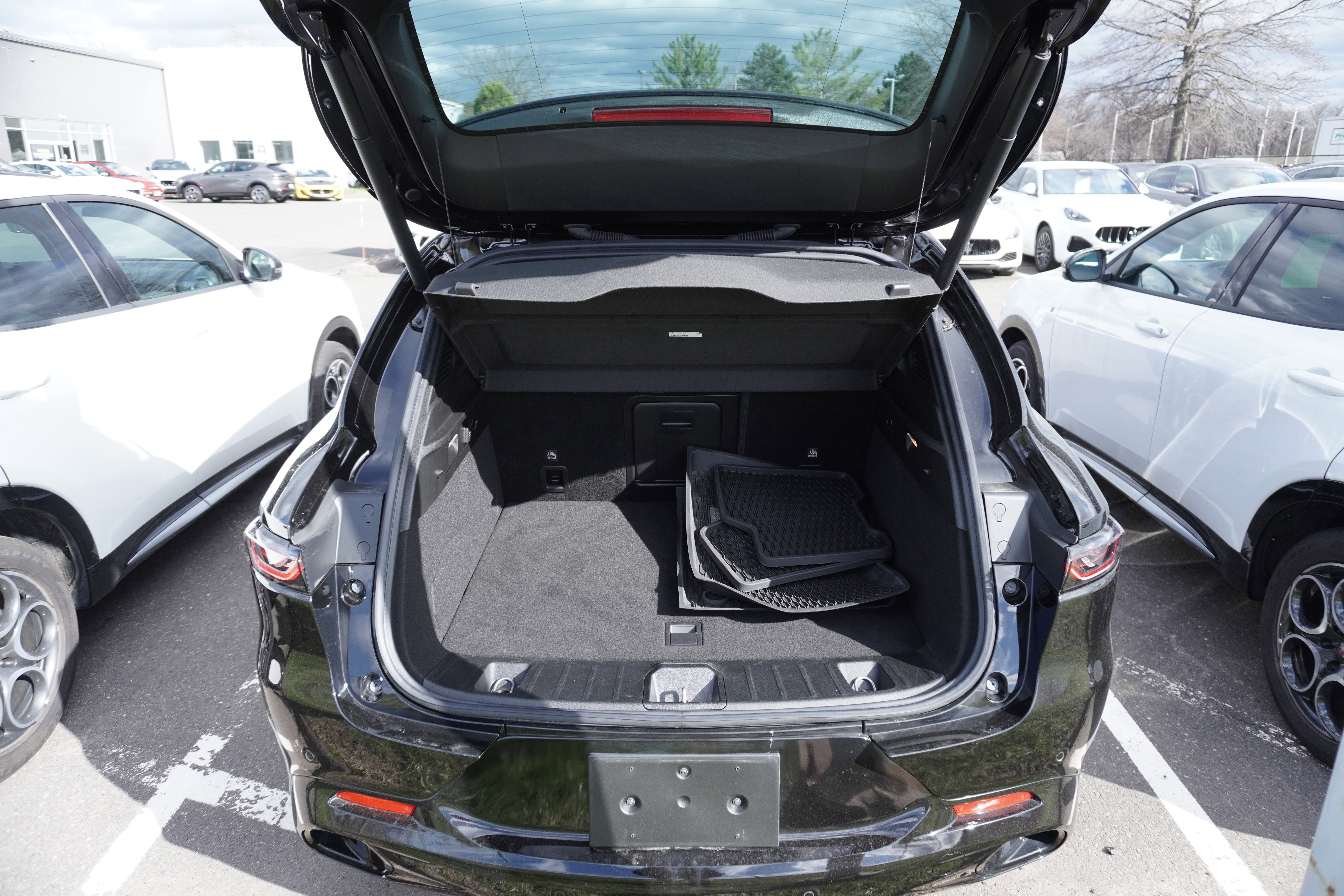 Used 2024 Alfa Romeo Tonale Ti w/ Active Assist Package image 33