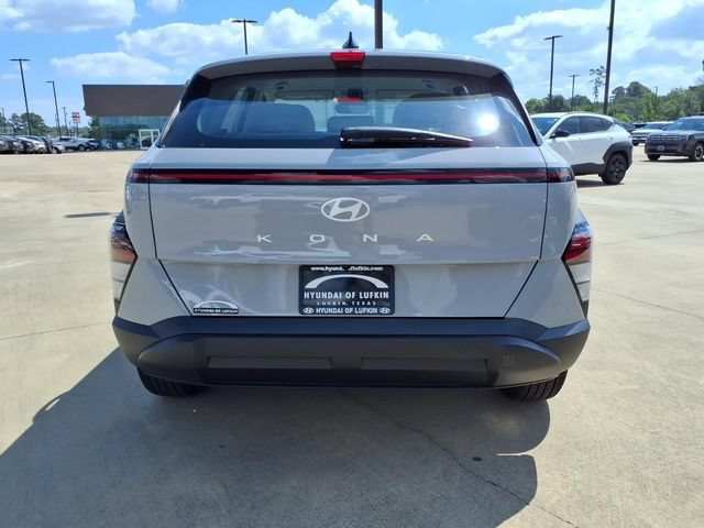 New 2027 Hyundai Kona SE FWD image 3