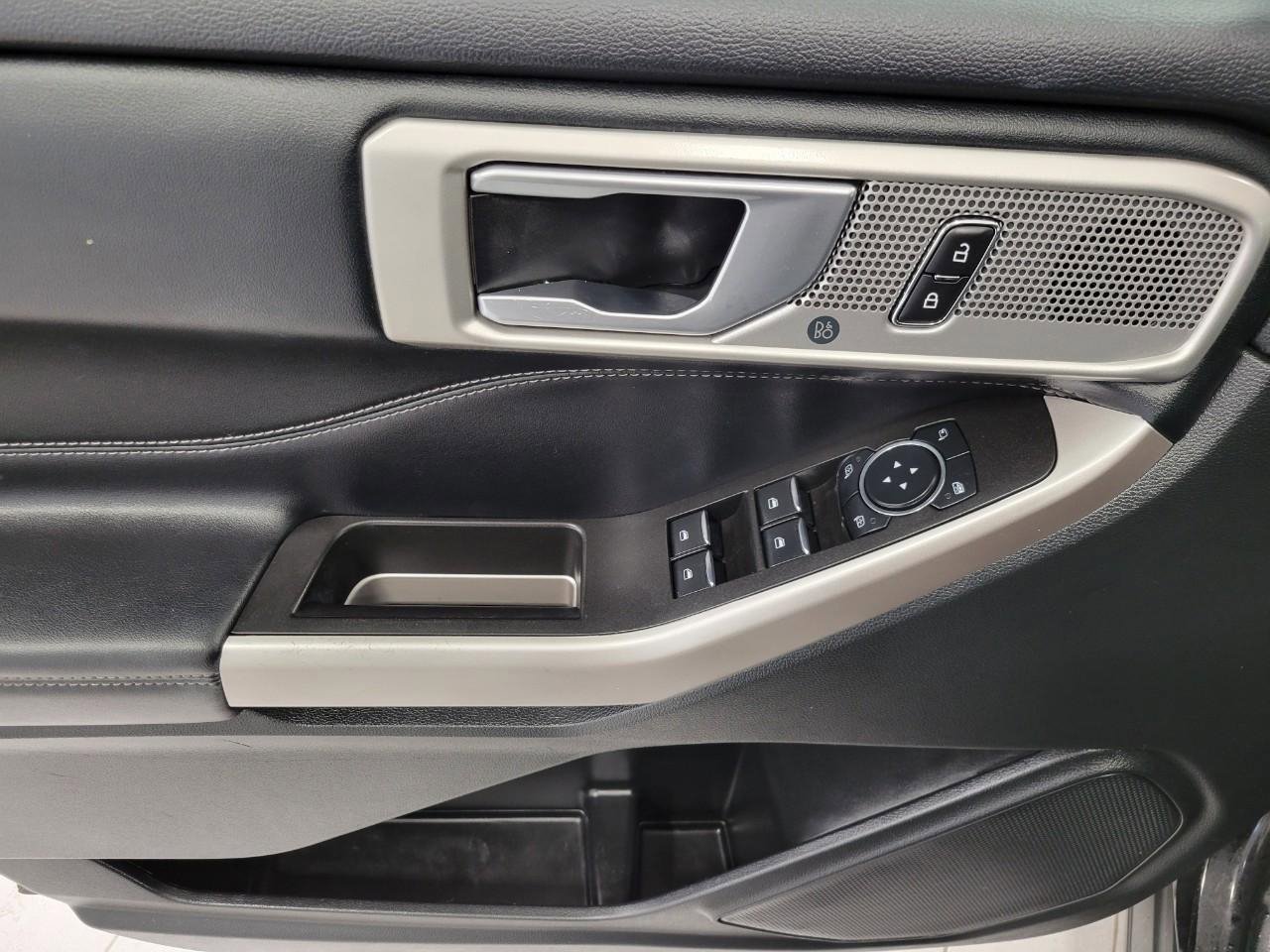 Used 2023 Ford Explorer XLT w/ Equipment Group 202A image 27