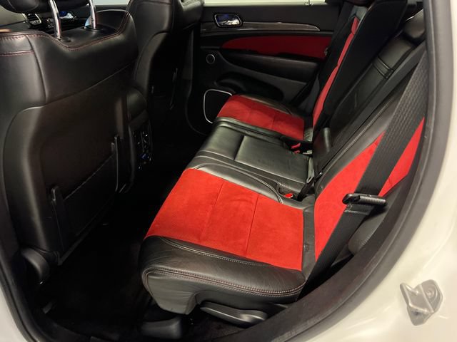 Used 2015 Jeep Grand Cherokee SRT w/ Quick Order Package 26J AWD/4WD image 17