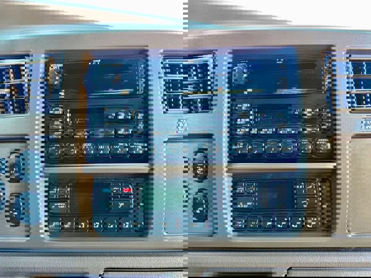 Used 2002 Ford Excursion Limited image 14