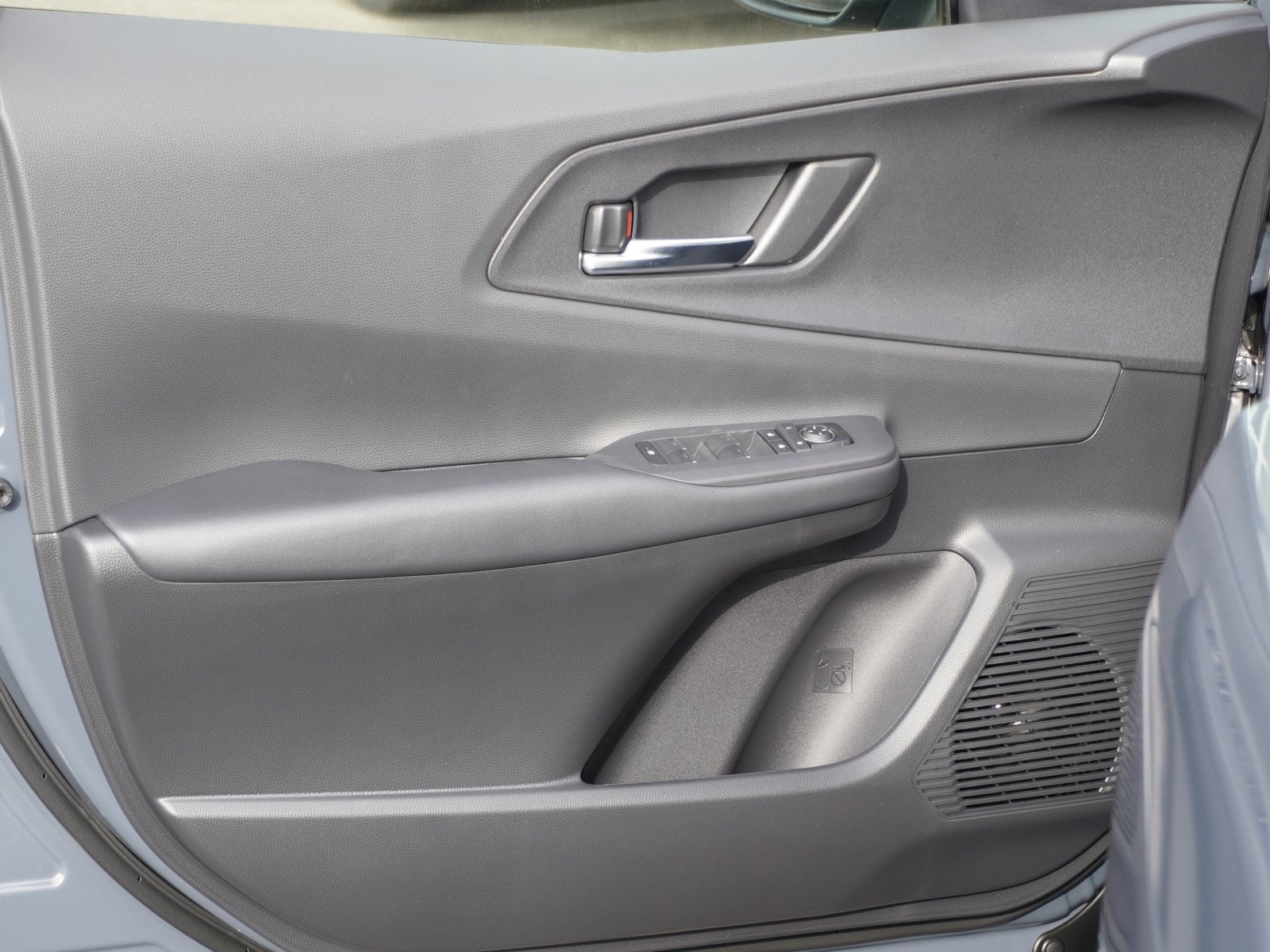 New 2026 Toyota Prius Plug-In Hybrid image 18