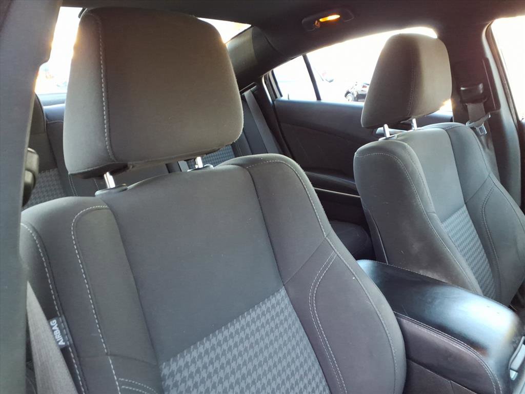 Used 2019 Dodge Charger SXT w/ Cold Weather Package image 20