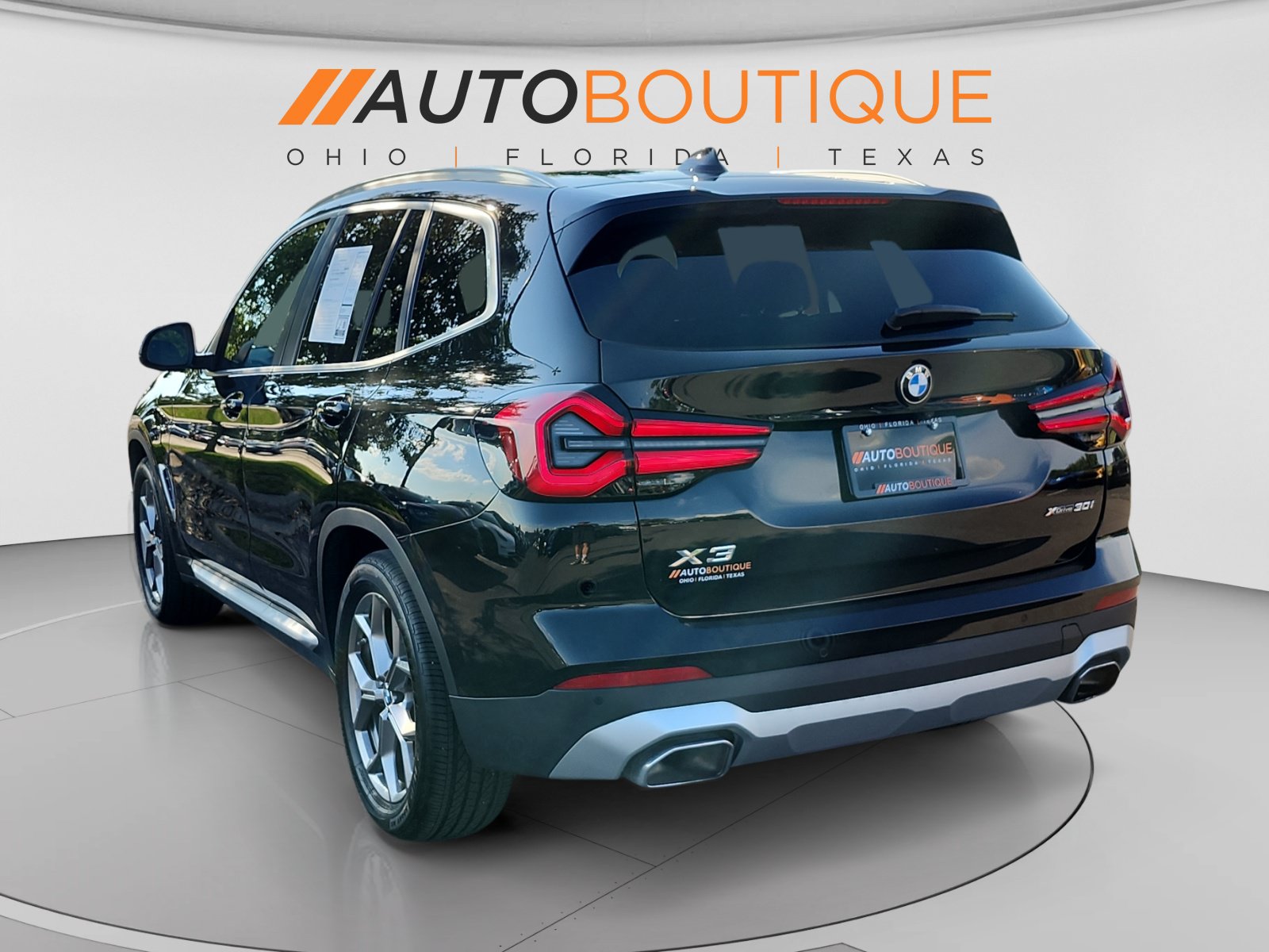 Used 2022 BMW X3 xDrive30i w/ Premium Package 2 AWD/4WD image 3