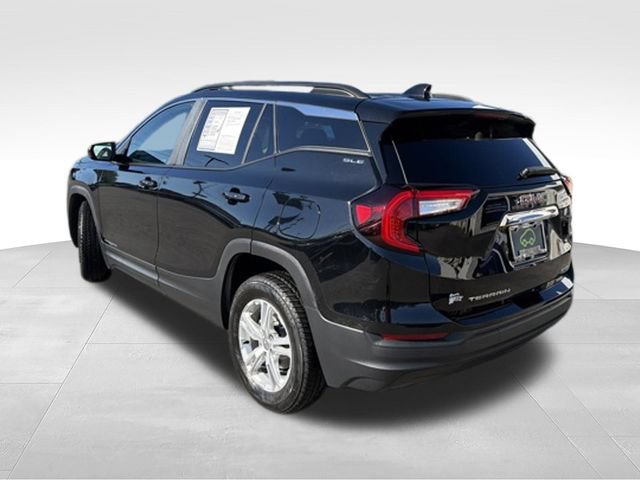 Certified 2023 GMC Terrain SLE w/ Driver Convenience Package AWD/4WD image 3