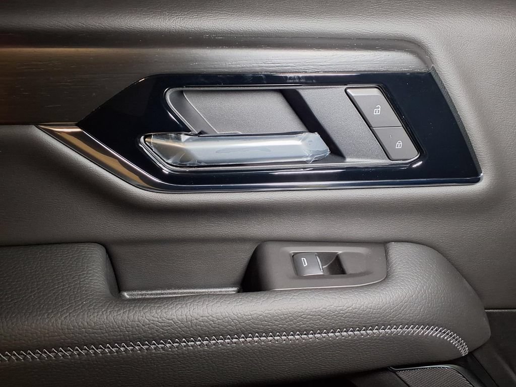 New 2026 GMC Yukon Denali w/ Advanced Technology Package RWD image 11