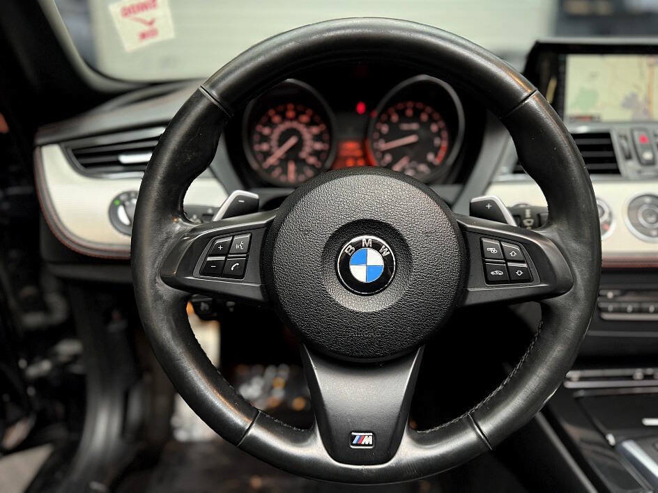 Used 2015 BMW Z4 sDrive28i RWD image 10