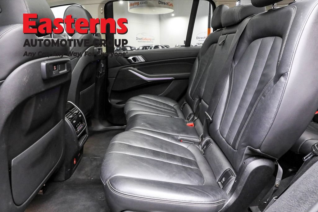 Used 2022 BMW X7 xDrive40i w/ Premium Package AWD/4WD image 21