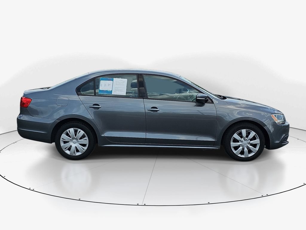 Used 2011 Volkswagen Jetta SE FWD image 5
