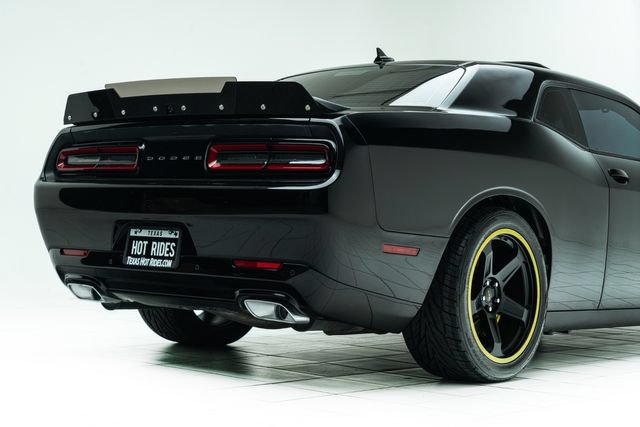 Used 2021 Dodge Challenger R/T Scat Pack RWD image 14