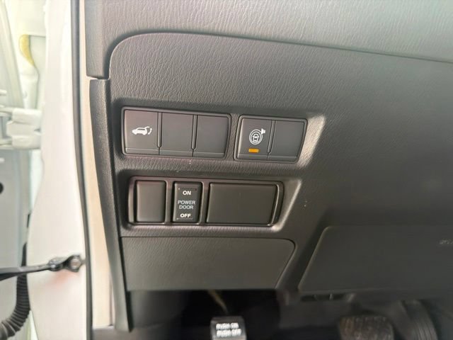 Used 2022 Nissan Armada SL AWD/4WD image 25