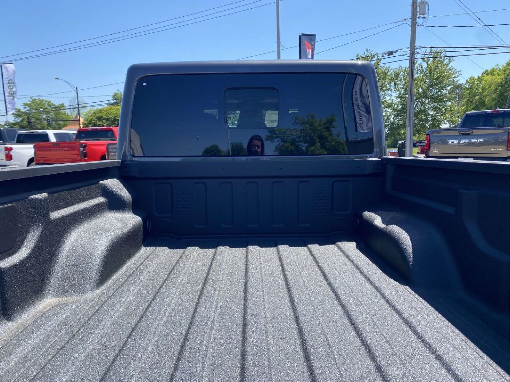 New 2026 Jeep Gladiator Sport AWD/4WD image 37