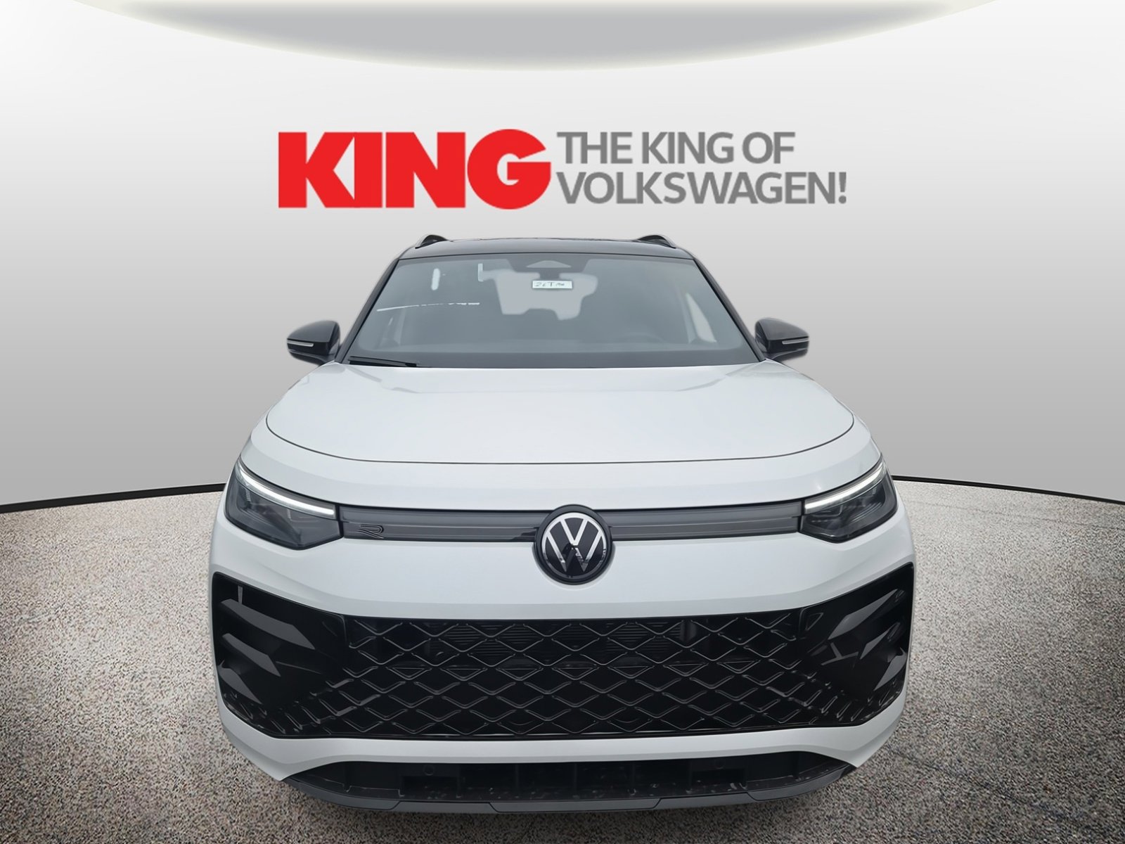 New 2026 Volkswagen Tiguan SE R-Line image 9