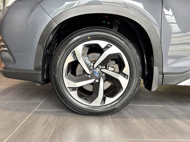 Used 2024 Subaru Forester Touring AWD/4WD image 46