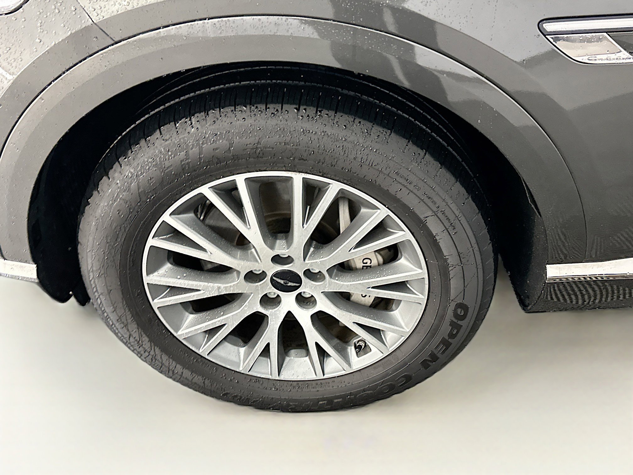 Used 2025 Genesis GV80 2.5T Standard AWD/4WD image 11