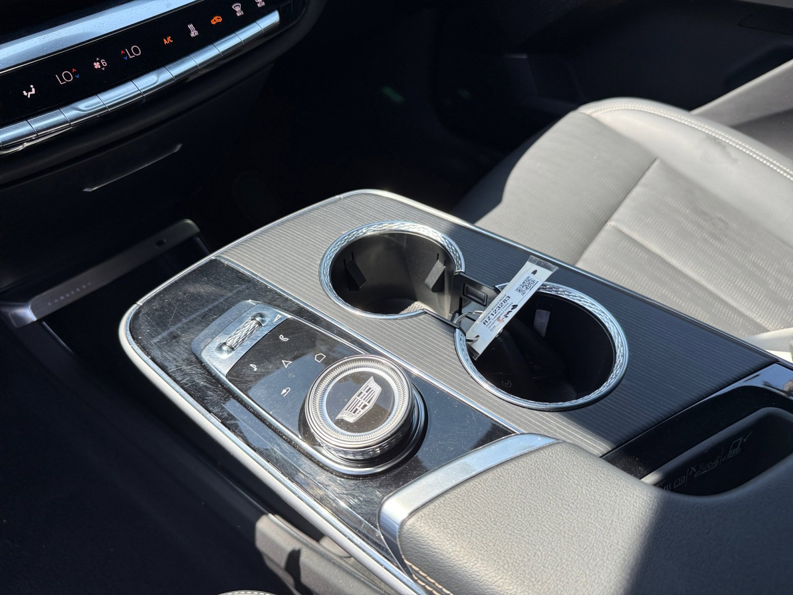 Used 2024 Cadillac Lyriq Luxury w/ LPO, Floor Liner Package RWD image 13
