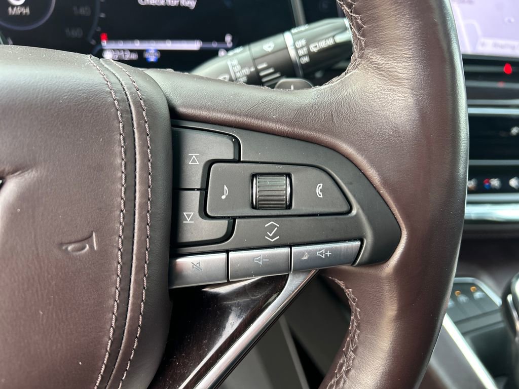 Certified 2023 Cadillac Escalade Sport Platinum w/ LPO, ONYX Package image 23