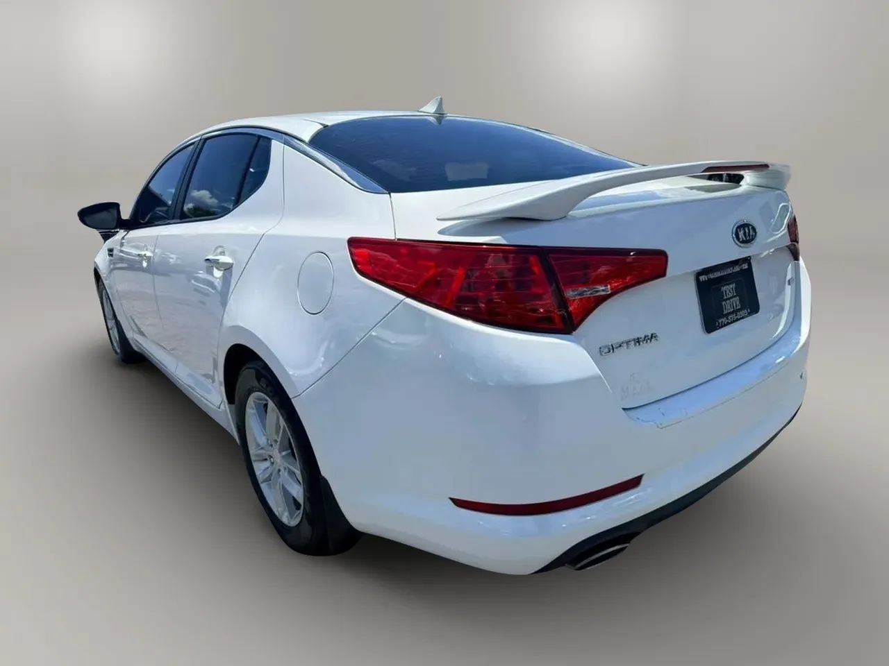 Used 2012 Kia Optima LX FWD image 6