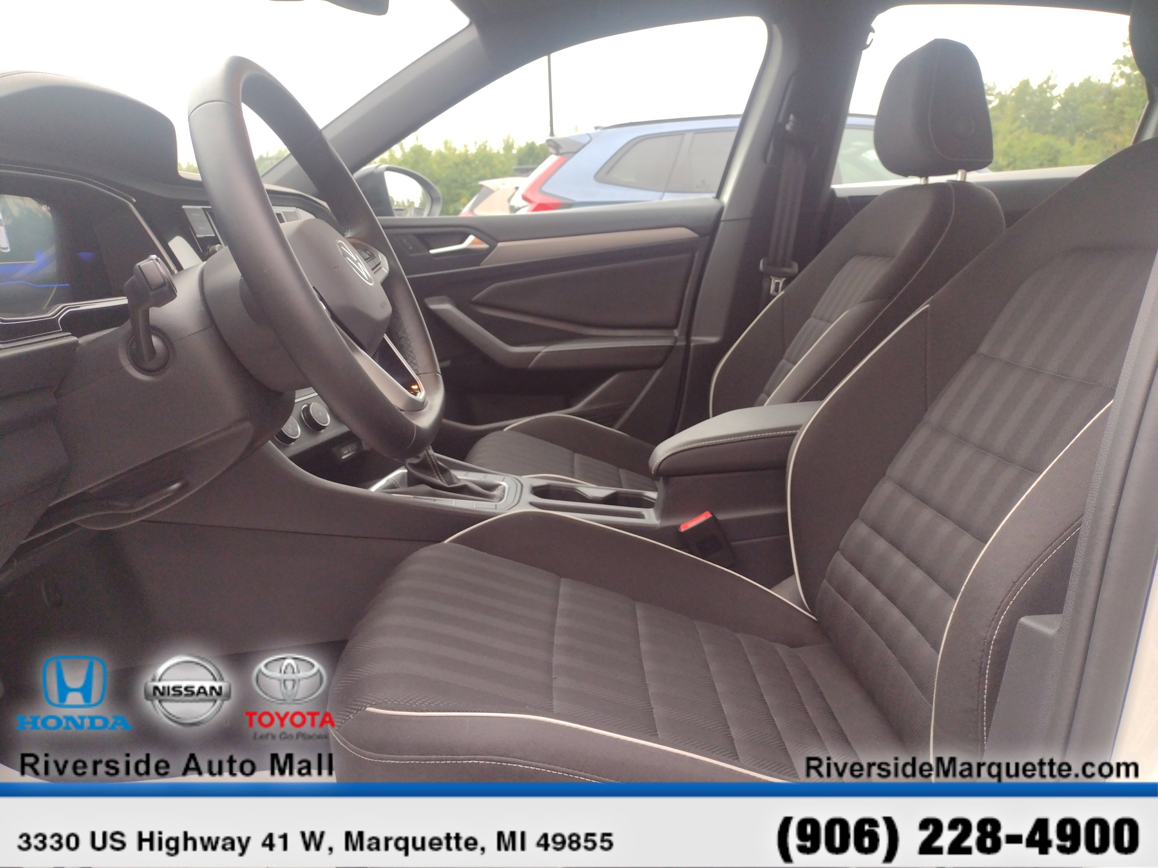 Used 2024 Volkswagen Jetta Sport image 15