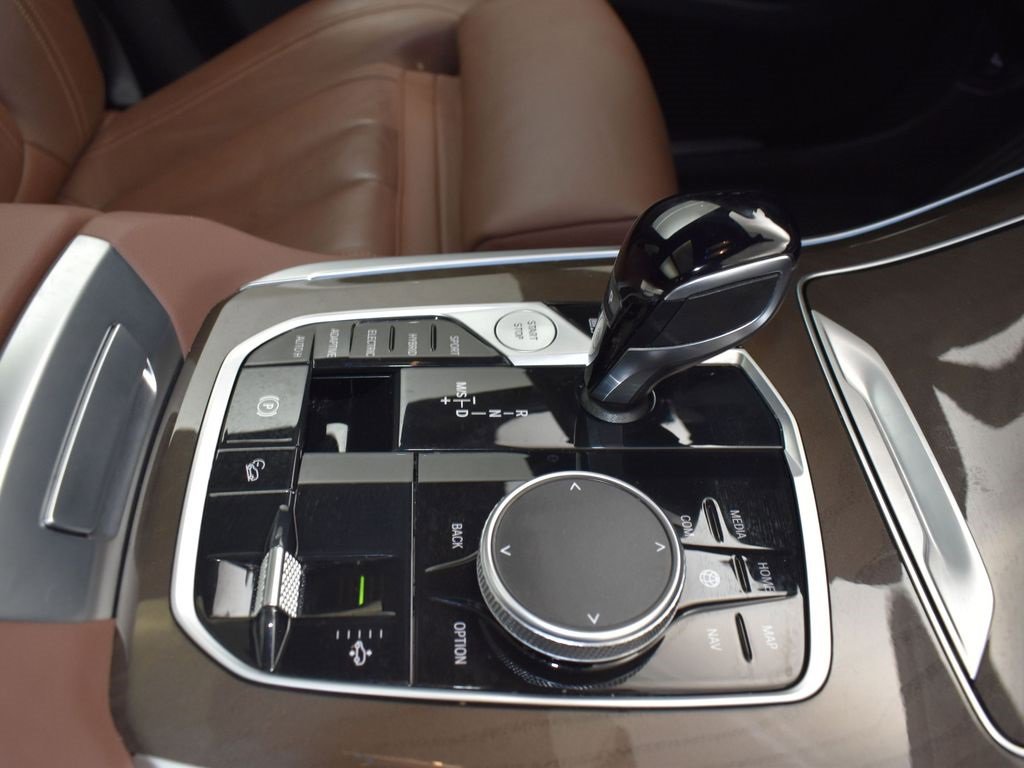 Certified 2022 BMW X5 xDrive45e w/ Premium Package image 27