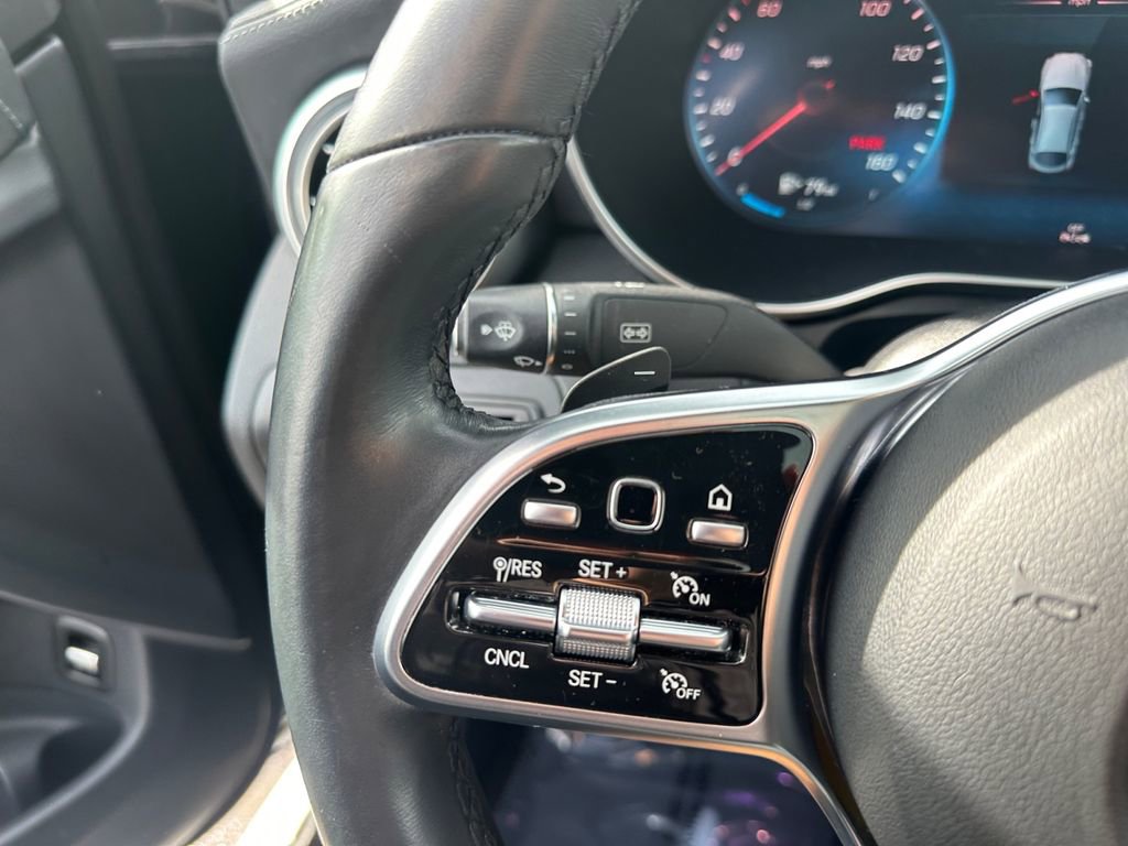 Used 2023 Mercedes-Benz GLC 300 4MATIC Coupe image 23