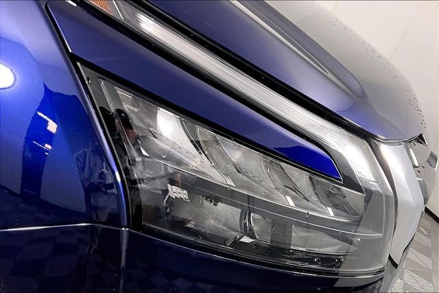 Used 2025 Nissan Pathfinder SL image 29