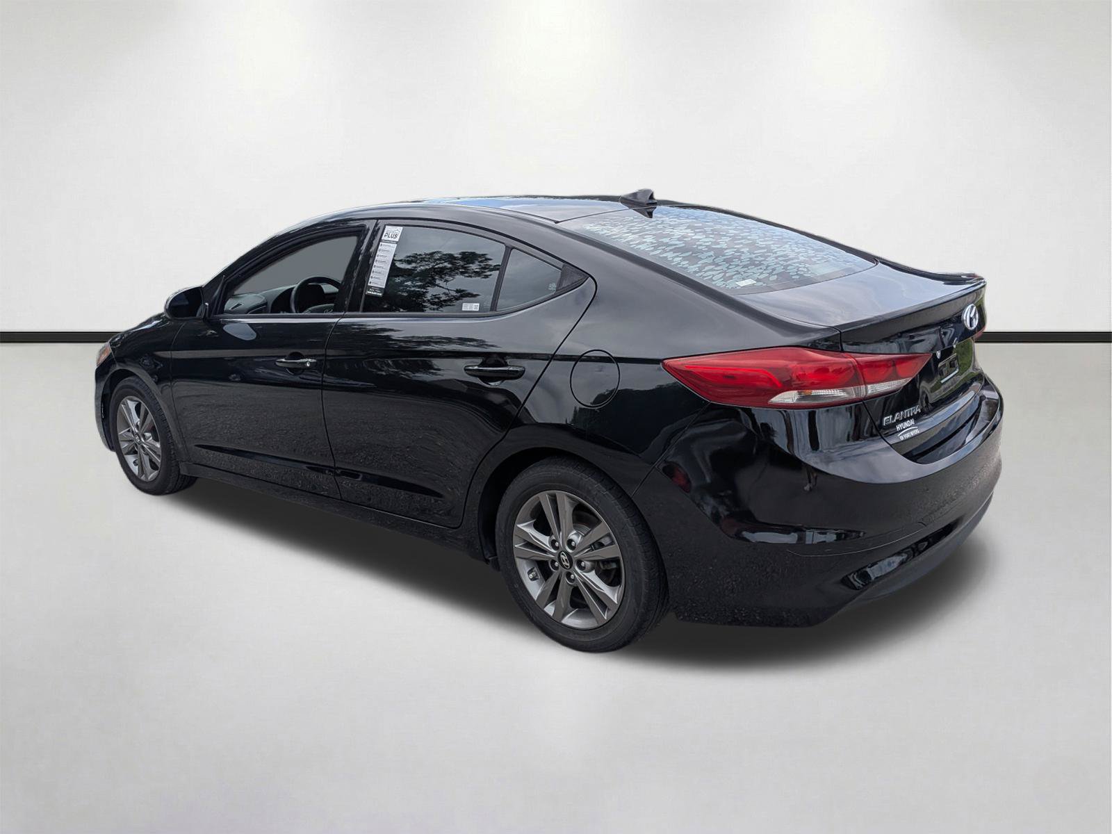Used 2018 Hyundai Elantra Value Edition FWD image 6
