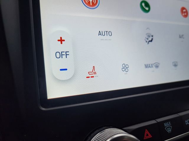 Used 2024 Ford Edge SEL image 16