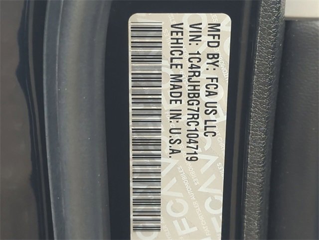 Used 2024 Jeep Grand Cherokee Limited image 29