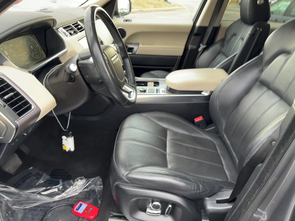 Used 2017 Land Rover Range Rover Sport HSE image 8