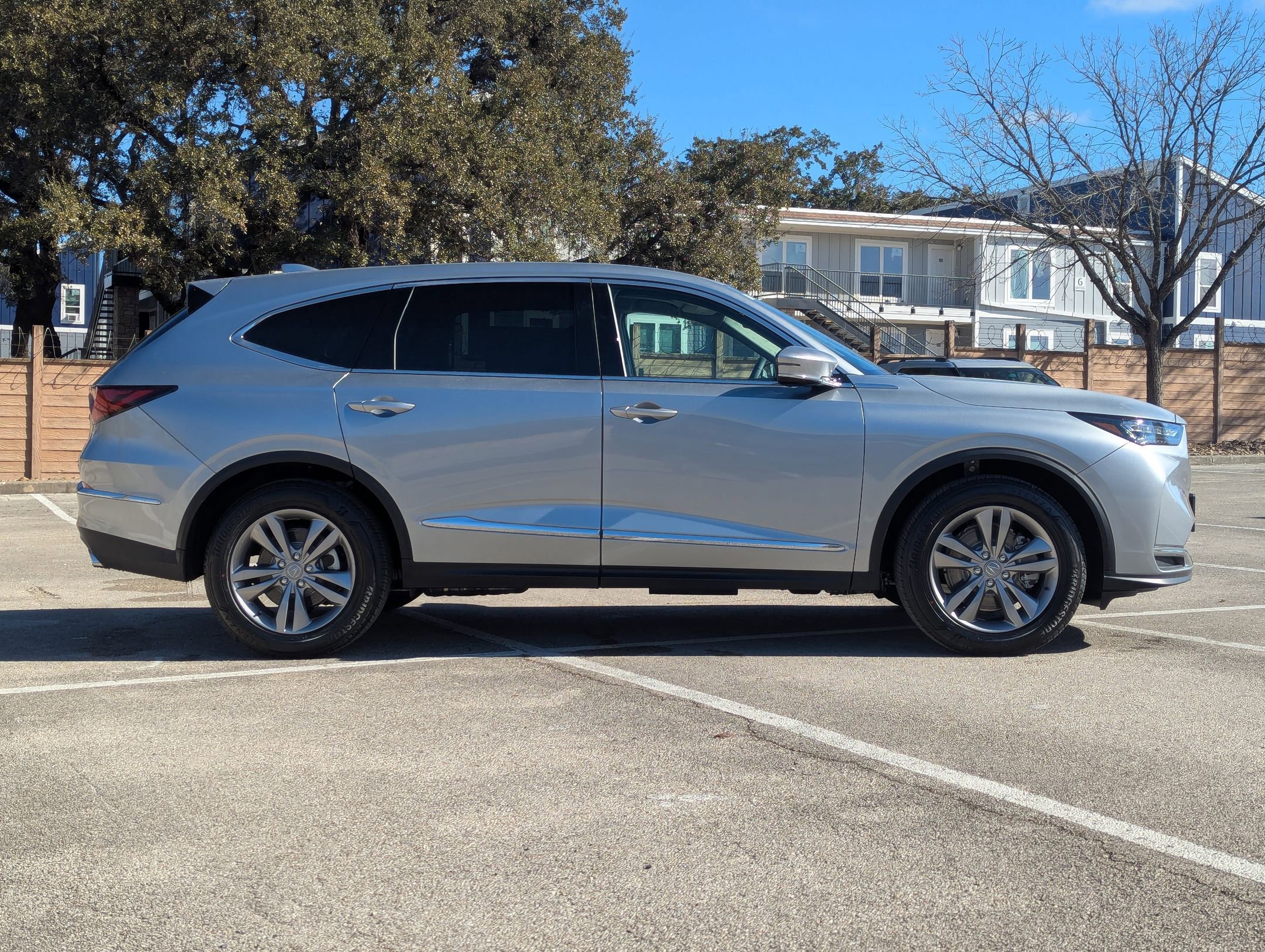 New 2026 Acura MDX SH-AWD image 3