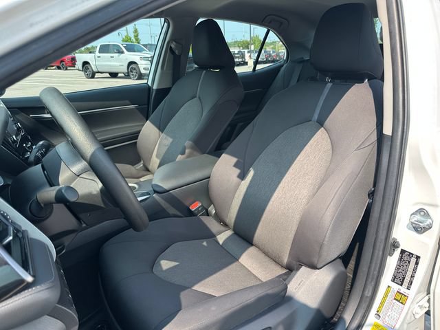 Used 2021 Toyota Camry LE FWD image 37