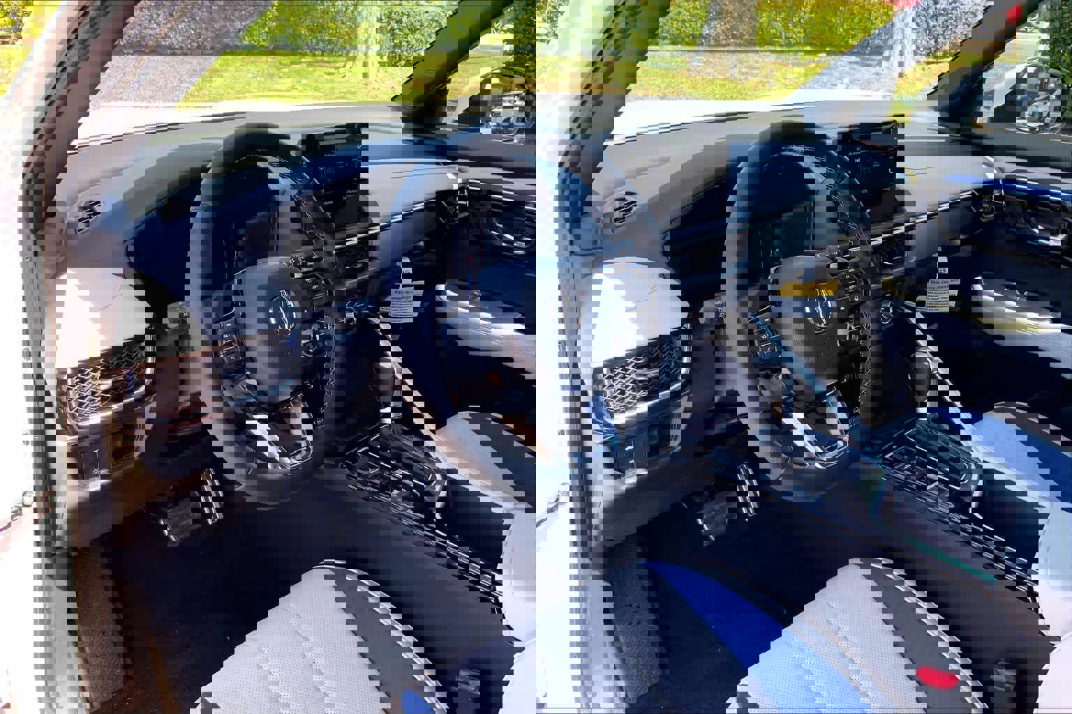 New 2026 Acura ADX A-Spec image 8