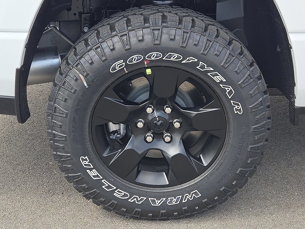 New 2026 RAM 1500 Classic Warlock AWD/4WD image 7