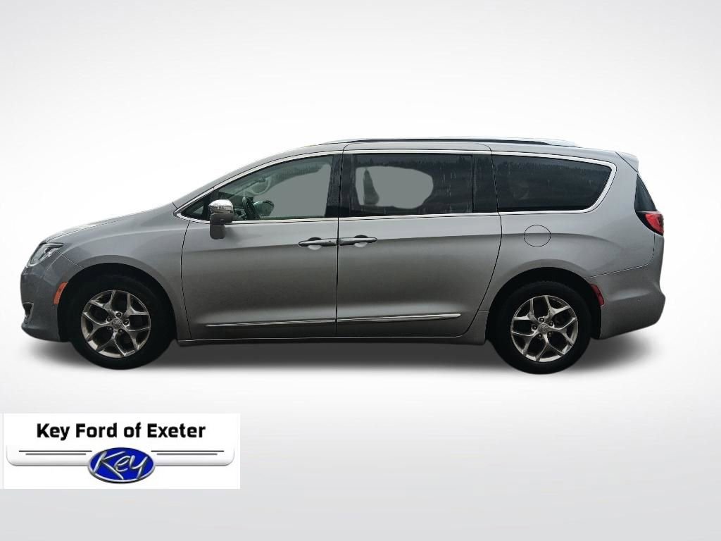 Used 2018 Chrysler Pacifica Limited w/ Advanced Safetytec Group FWD image 7