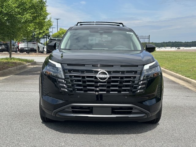 New 2026 Nissan Pathfinder SV w/ SV Premium Package AWD/4WD image 2