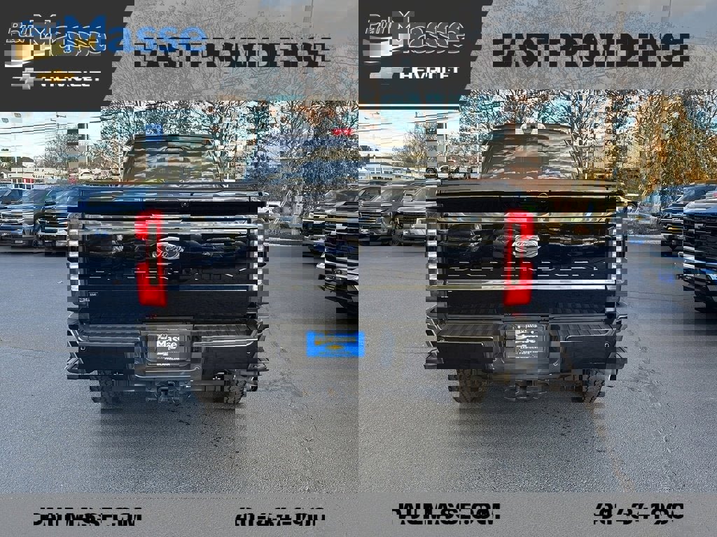 Used 2024 Ford F350 XLT w/ XLT Premium Package image 6