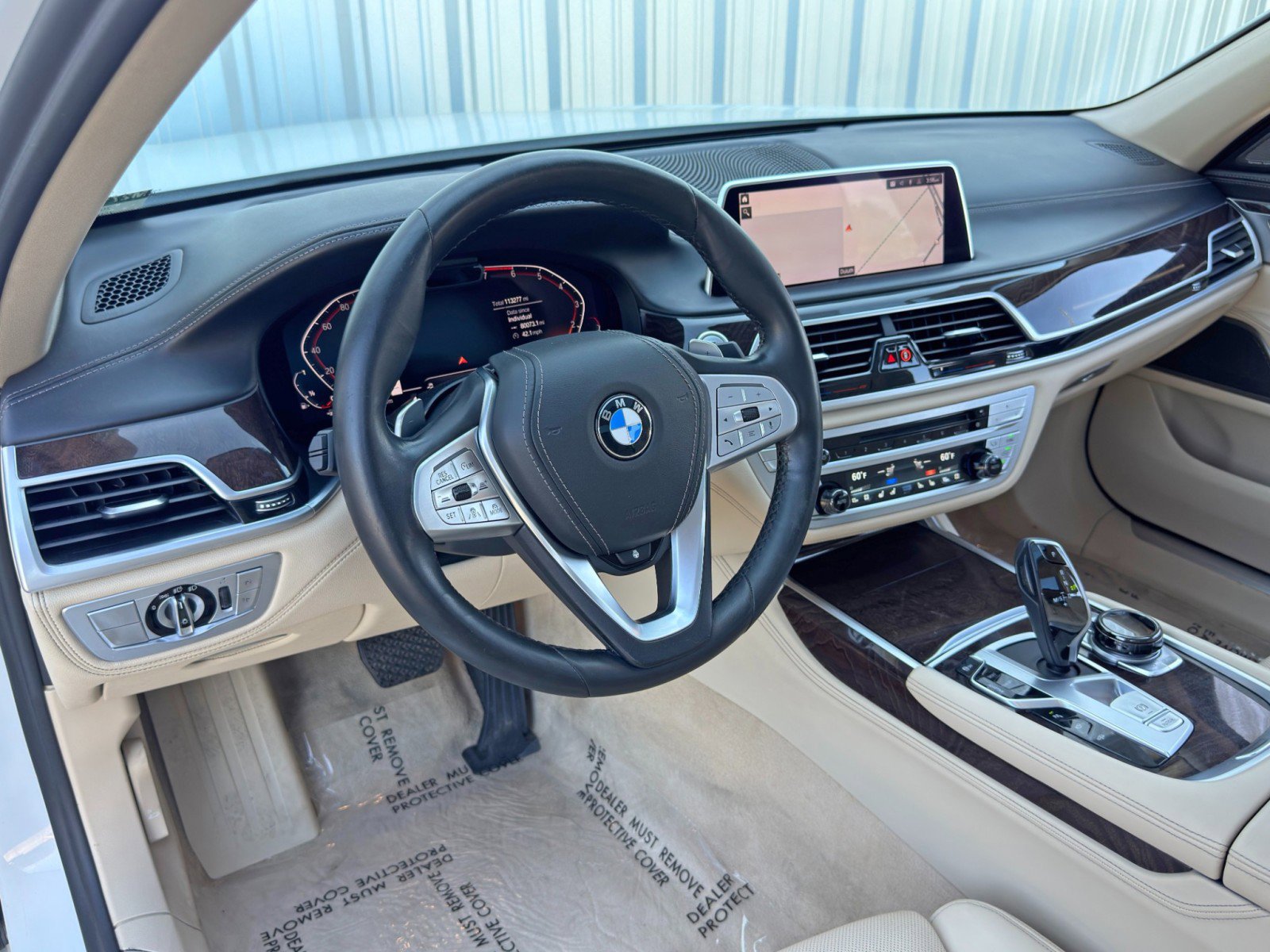 Used 2020 BMW 750i xDrive w/ Executive Package AWD/4WD image 13