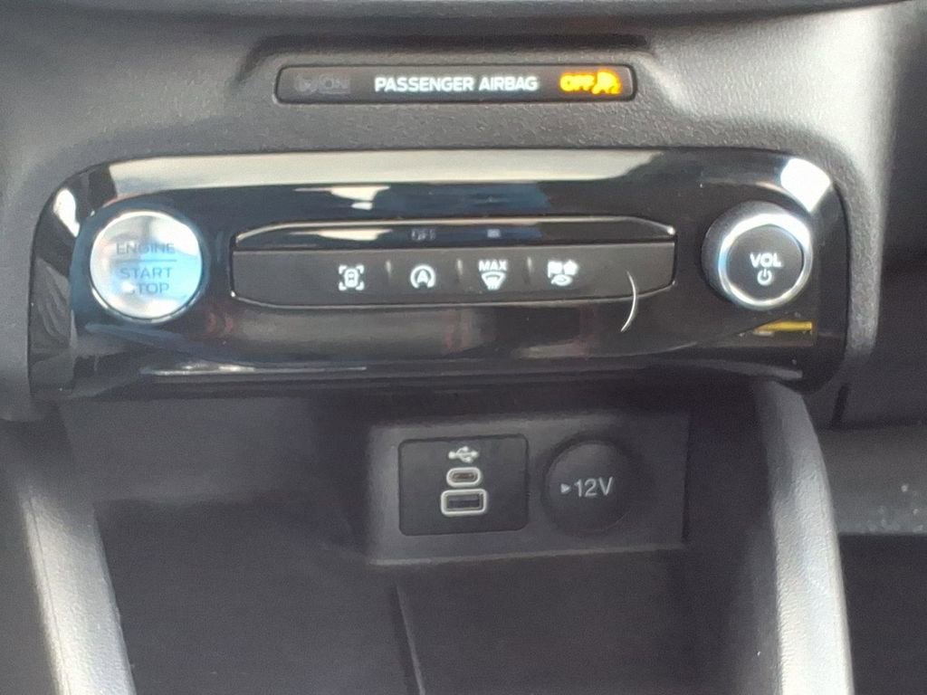 Used 2024 Ford Escape ST-Line w/ Tech Pack #1 image 17