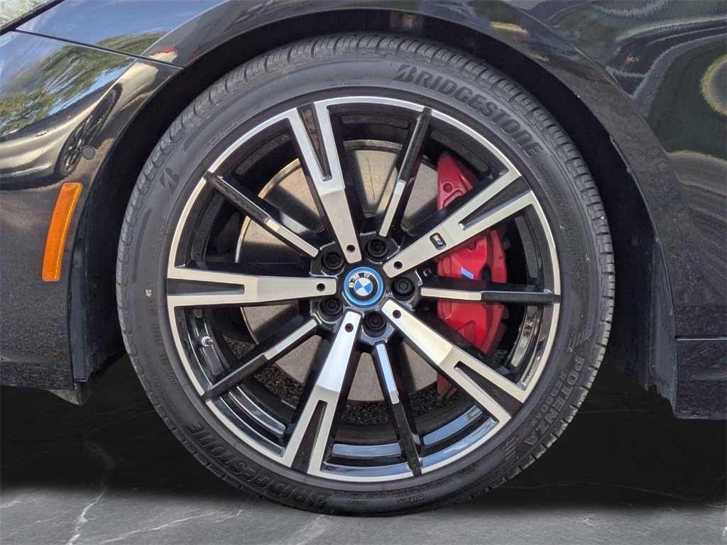 Used 2024 BMW i5 M60 w/ Premium Package image 37