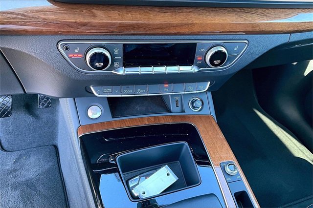 Used 2023 Audi Q5 2.0T Premium Plus w/ Premium Plus Package image 24