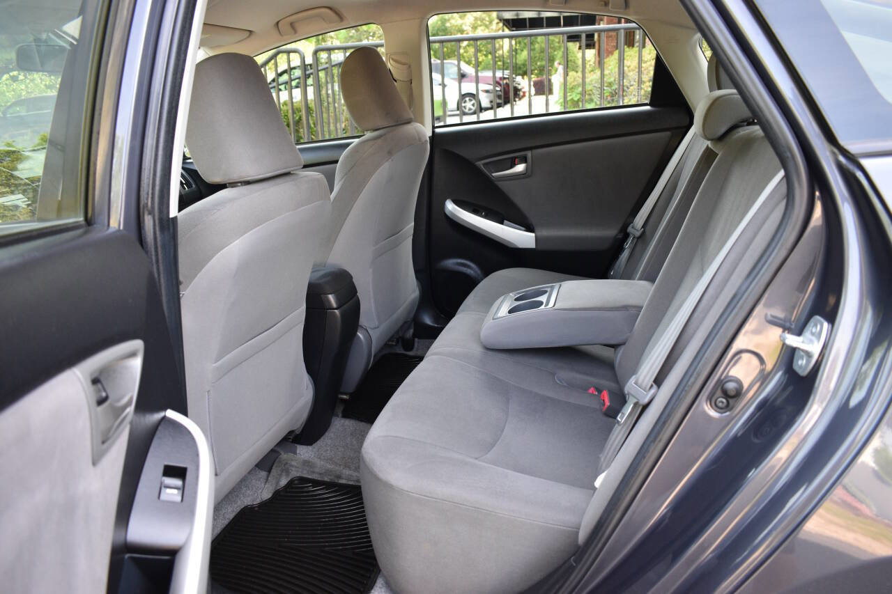 Used 2013 Toyota Prius Three image 9